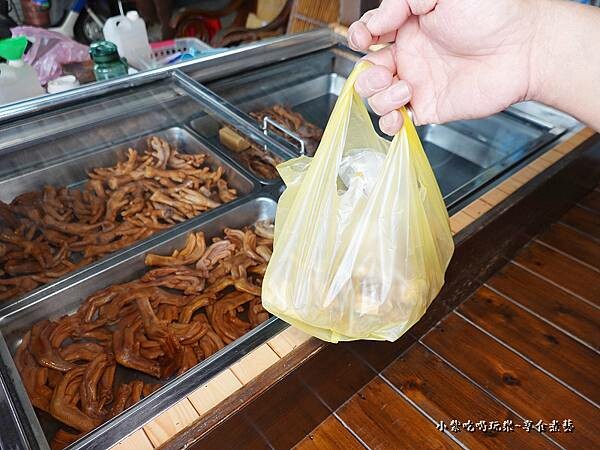 小琉球美食-鴨腳妹煙燻冰滷味 (6).jpg 小琉球美食-鴨腳妹煙燻冰滷味 (6).jpg