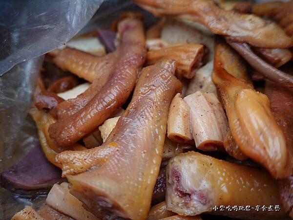 鴨腳-鴨腳妹煙燻冰滷味 (2).jpg 鴨腳-鴨腳妹煙燻冰滷味 (2).jpg