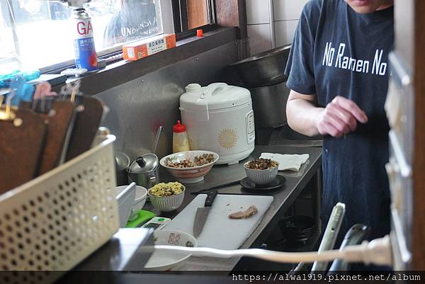 【台南美食推薦】寶來軒拉麵。濃厚豚骨、滑順雞白湯、限定叉燒飯
