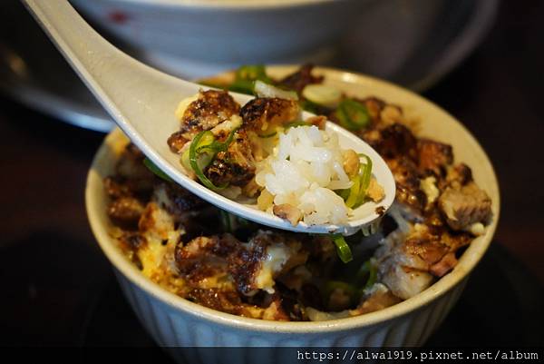 【台南美食推薦】寶來軒拉麵。濃厚豚骨、滑順雞白湯、限定叉燒飯