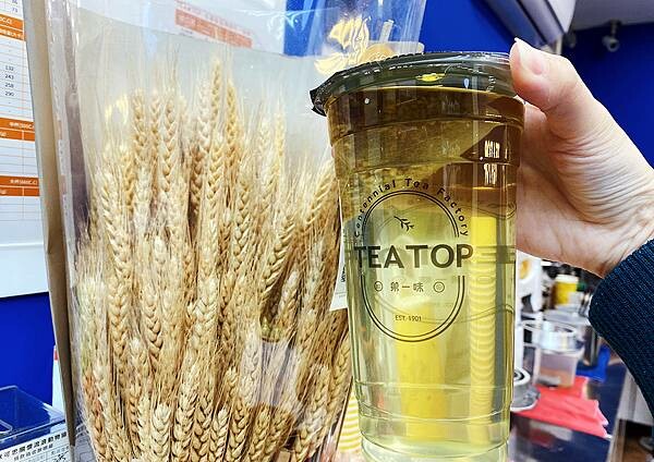 新莊手搖飲│TEA TOP第一味，轟蜜蕎麥、蕎麥茶、奶蓋鐵觀音-12.jpg