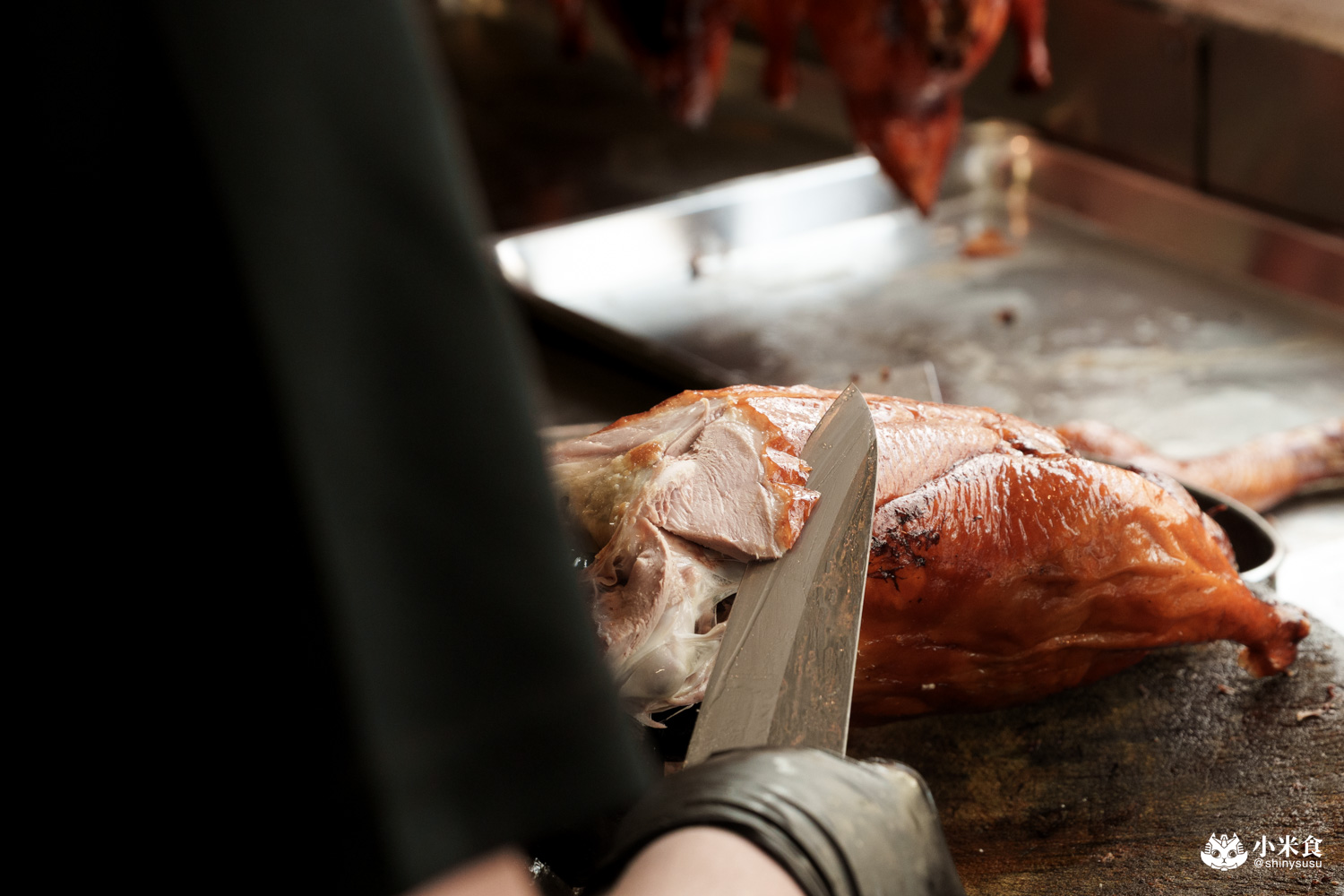 嘉義縣民雄鄉鴨沐農-烤鴨專賣店|民雄一鴨三吃,酸菜鴨架湯是必點!2025嘉義烤鴨推薦