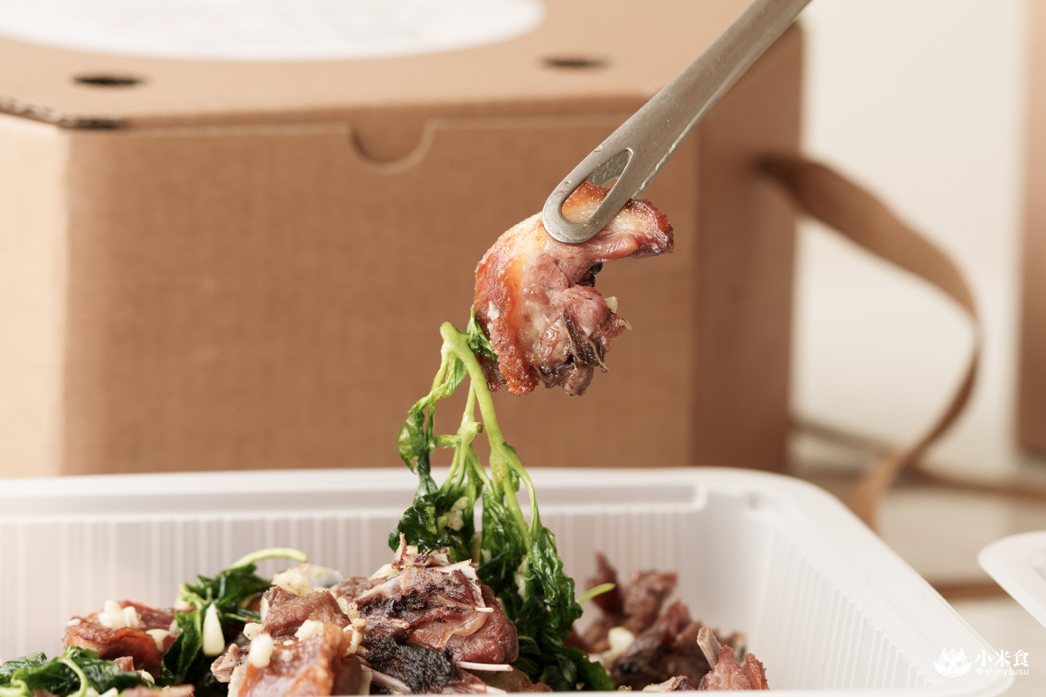 嘉義縣民雄鄉鴨沐農-烤鴨專賣店|民雄一鴨三吃,酸菜鴨架湯是必點!2025嘉義烤鴨推薦