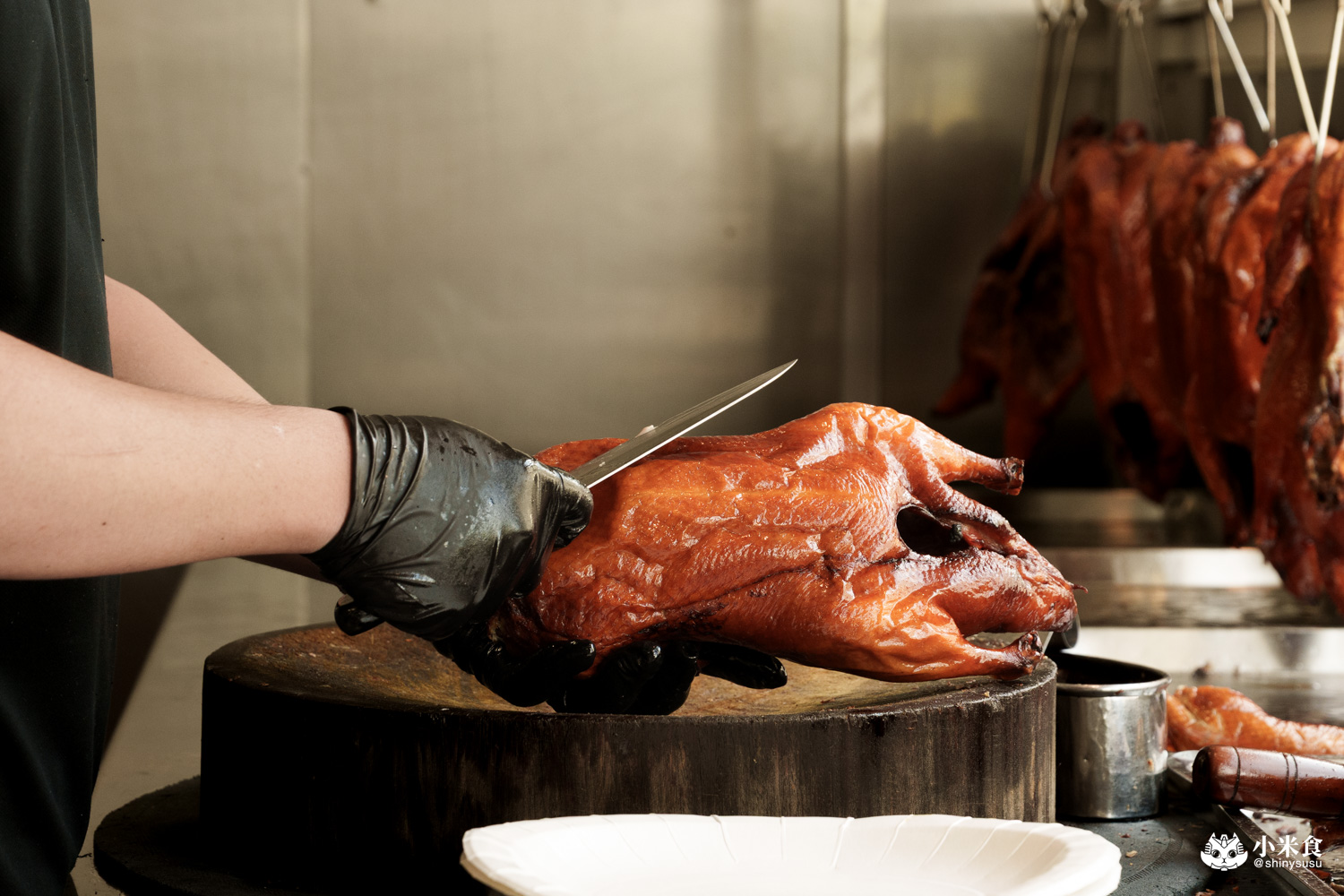 嘉義縣民雄鄉鴨沐農-烤鴨專賣店|民雄一鴨三吃,酸菜鴨架湯是必點!2025嘉義烤鴨推薦