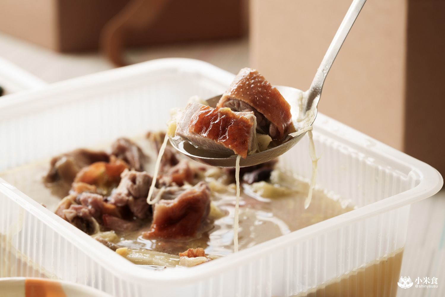 嘉義縣民雄鄉鴨沐農-烤鴨專賣店|民雄一鴨三吃,酸菜鴨架湯是必點!2025嘉義烤鴨推薦