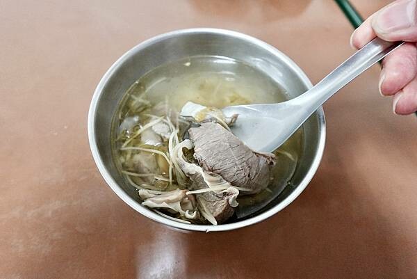 台北市內湖區台北內湖美食推薦/三十年老店內湖美食『鴨香飽』/捷運西湖站西湖市場附近美食/內湖科學園區美食/隱藏在內湖