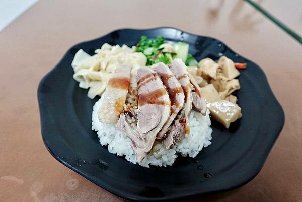 台北市內湖區台北內湖美食推薦/三十年老店內湖美食『鴨香飽』/捷運西湖站西湖市場附近美食/內湖科學園區美食/隱藏在內湖