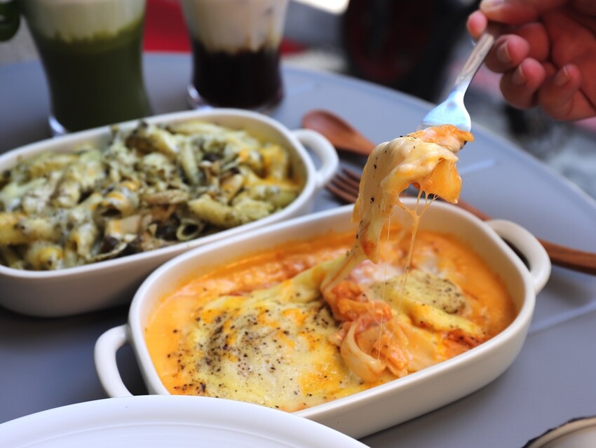 路易莎咖啡也有簡餐了!只有這門市才吃得到?!