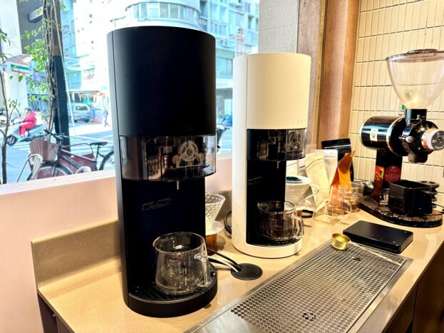 路易莎咖啡也有簡餐了!只有這門市才吃得到?!