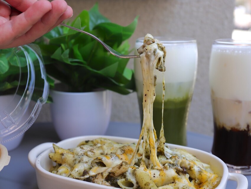 路易莎咖啡也有簡餐了!只有這門市才吃得到?!