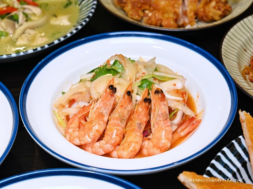 都都泰TUK•TUK THAI|台中平價泰式料理推薦,口味道地,還有可愛嘟嘟車可以拍照