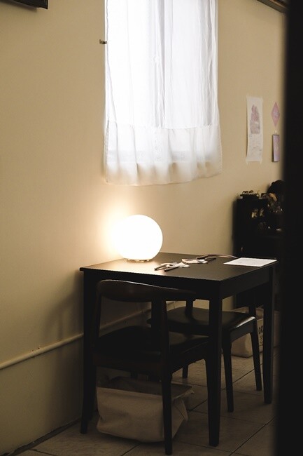 台中少見鹹派專賣店,各式創意甜鹹派、還有必點海鹽焦糖脆熊拿鐵超可愛!!