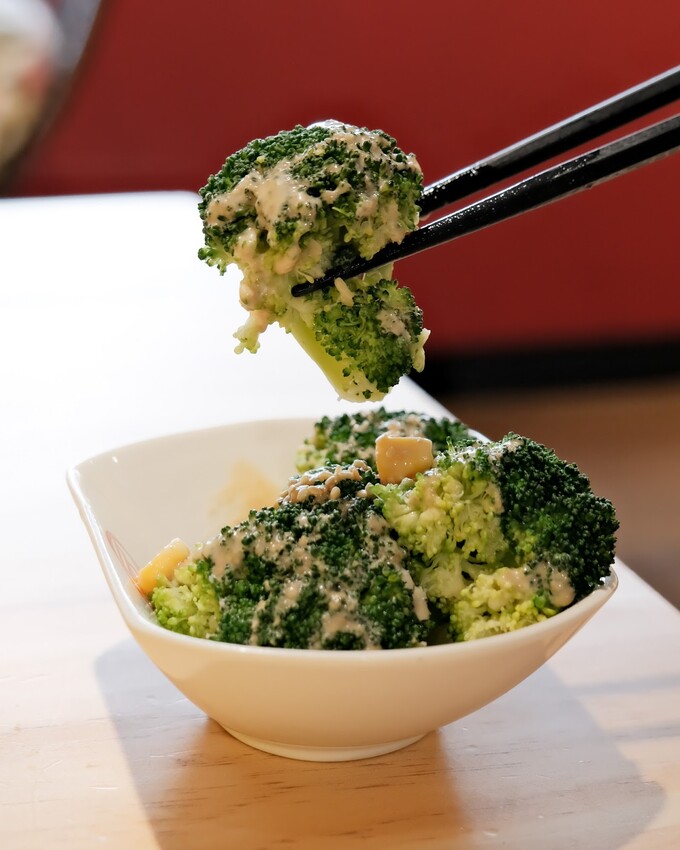 【新莊美食推薦】濃氣屋幸福店～新莊平價拉麵必吃，來自日本福岡的連鎖拉麵店，內用咖哩飯免費～