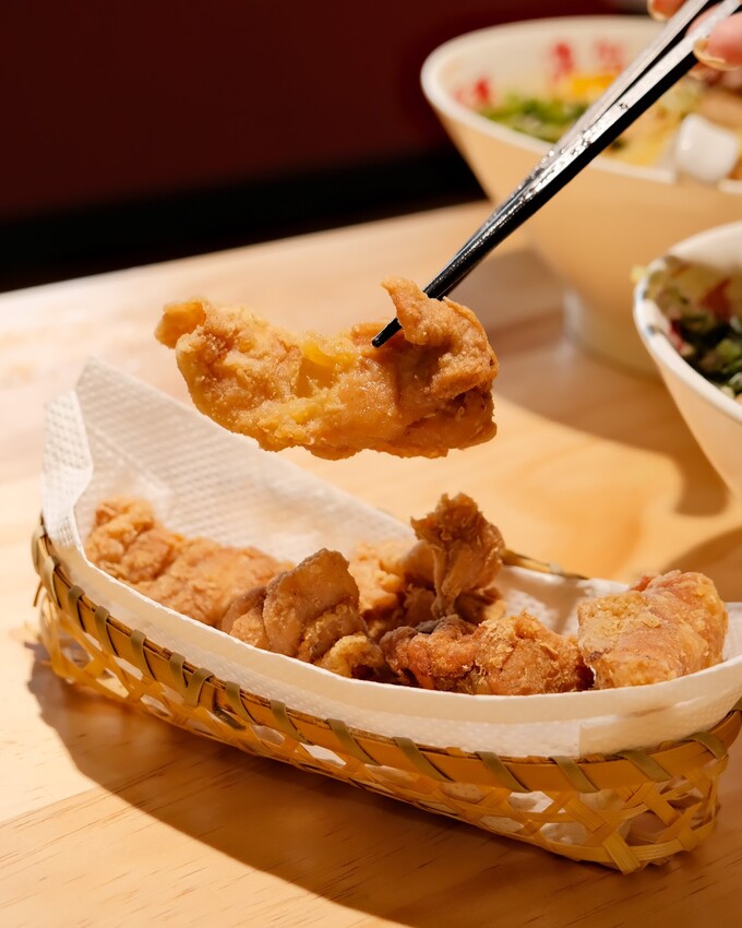 【新莊美食推薦】濃氣屋幸福店～新莊平價拉麵必吃，來自日本福岡的連鎖拉麵店，內用咖哩飯免費～