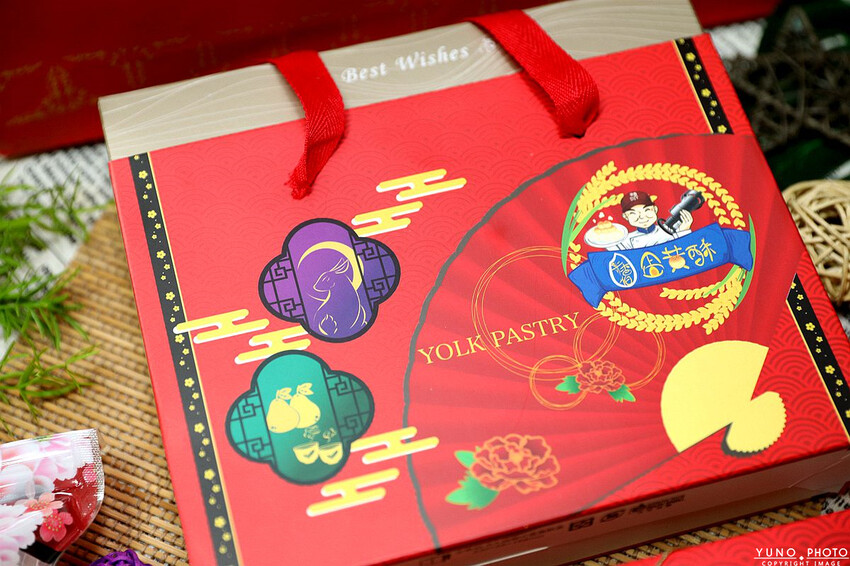 彰化縣員林市網友激推超人氣蛋黃酥！採自家醃製的紅土鹹鴨蛋 紅豆泥綿密 香濃而不甜膩｜米香伯蛋黃酥-101米香(彰化員林