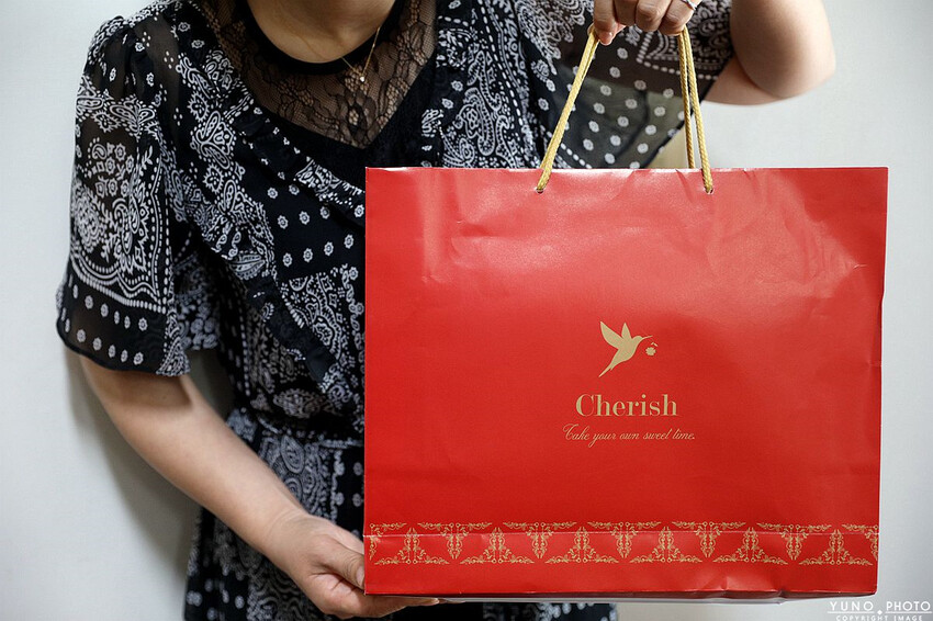 彰化縣員林市網友激推超人氣蛋黃酥！採自家醃製的紅土鹹鴨蛋 紅豆泥綿密 香濃而不甜膩｜米香伯蛋黃酥-101米香(彰化員林