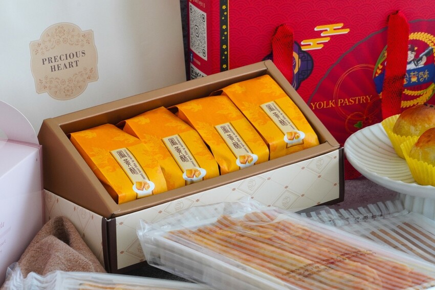 員林這間蛋黃酥季節不分，天天熱賣—米香伯開箱實錄 中秋不用等