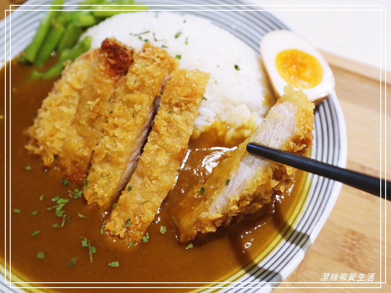 隹又隹咖哩-桃園中壢/濃濃復古風公仔x古玩~內用還可免費加飯醬