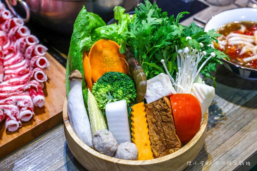 宜蘭縣冬山鄉【宜蘭火鍋】大谷目糧倉鍋物-東北酸白菜，宜蘭好吃火鍋推薦