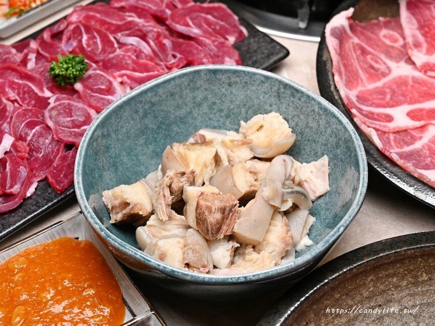 羊鮮森溫體涮羊肉精緻火鍋｜勤美商圈新開溫體羊火鍋，採個人套餐，生意超好～