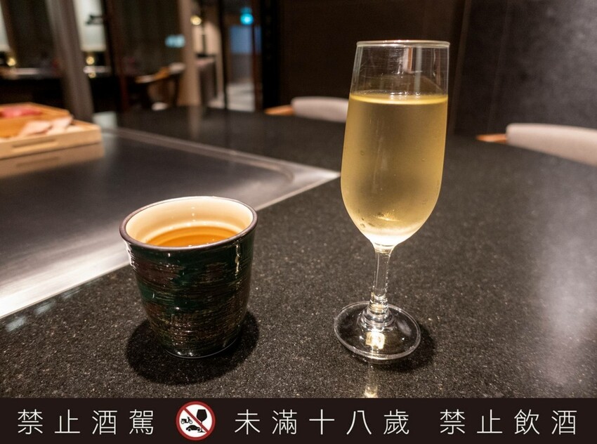 內湖無菜單鐵板燒推薦！預約制「味屋私廚」日本A5和牛 奢華海鮮體驗。