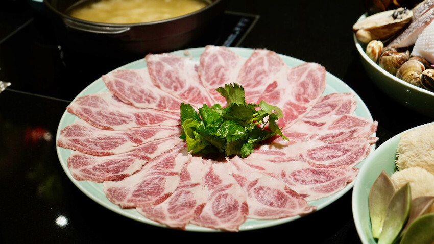 [內湖火鍋] 亞企味屋私廚民權店｜全預約制約會餐廳推薦！內科隱藏版高級火鍋