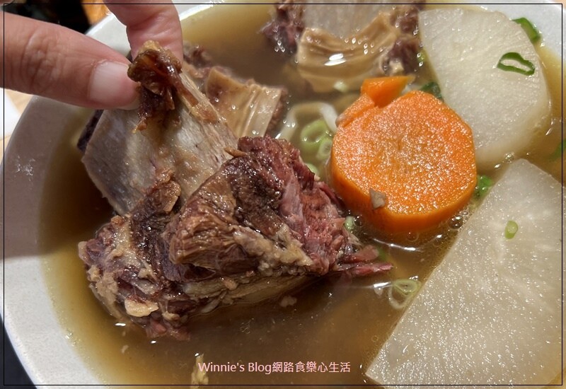 奉上牛骨麵(林口好吃牛肉麵牛骨麵+昕境廣場三井附近好吃的+林口美食) 18.jpg 奉上牛骨麵(林口好吃牛肉麵牛骨麵+昕境廣場三井附近好吃的+林口美食) 18.jpg