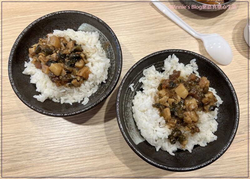 奉上牛骨麵(林口好吃牛肉麵牛骨麵+昕境廣場三井附近好吃的+林口美食) 13.jpg 奉上牛骨麵(林口好吃牛肉麵牛骨麵+昕境廣場三井附近好吃的+林口美食) 13.jpg