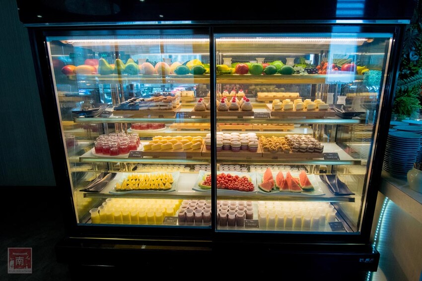 【臺南美食】東加和漢創作料理再升級“雙料無限暢食”，日本料理加上鴛鴦鍋任你夾，日料強打生魚片、大魷魚、炸蝦天婦羅等，火鍋強打湯底、活蝦、藍蟹吃到飽~東加和漢創作料理   - 南人幫