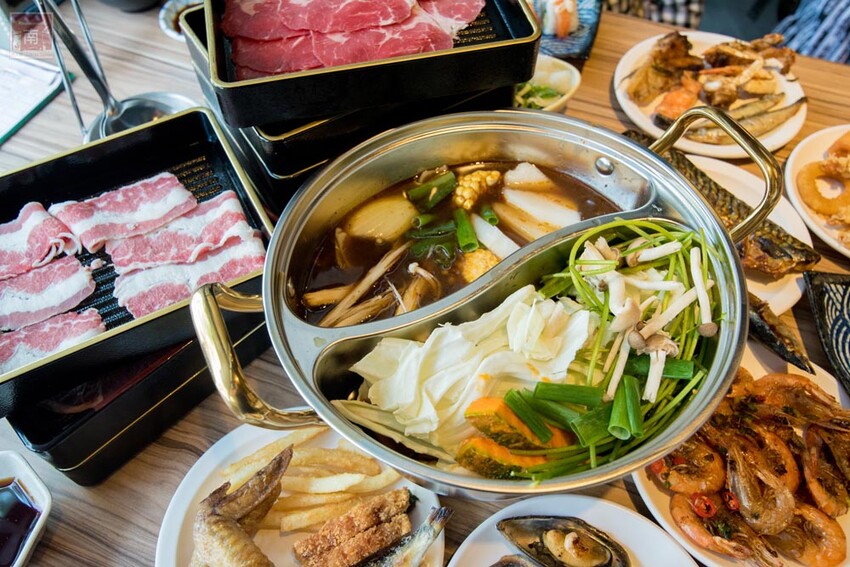 【臺南美食】東加和漢創作料理再升級“雙料無限暢食”，日本料理加上鴛鴦鍋任你夾，日料強打生魚片、大魷魚、炸蝦天婦羅等，火鍋強打湯底、活蝦、藍蟹吃到飽~東加和漢創作料理   - 南人幫