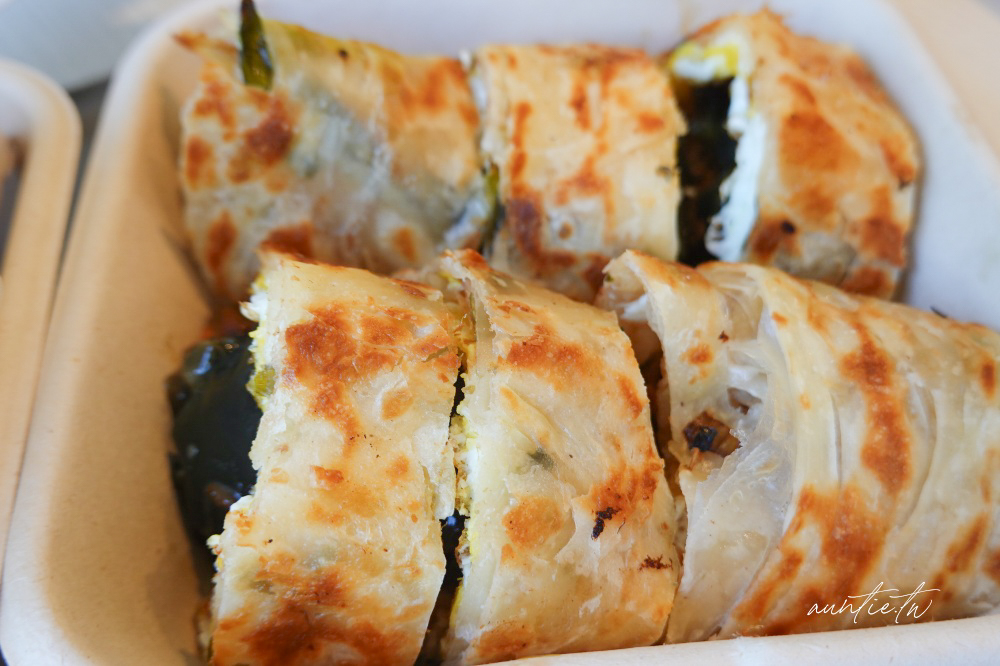 內湖科技園區早午餐！晚安早餐皮蛋肉鬆蛋餅必吃，上班族最愛推薦。