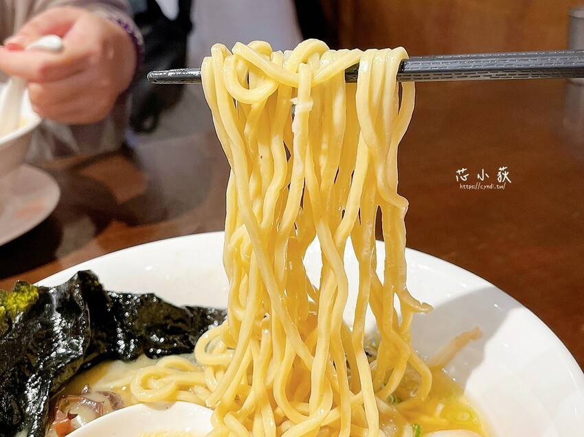 橫杉拉麵 勤美店,台中勤美誠品綠園道超人氣平價拉麵170元起,內用可免費加麵一次,飲品無限暢飲 - Cyndi loves享食天堂