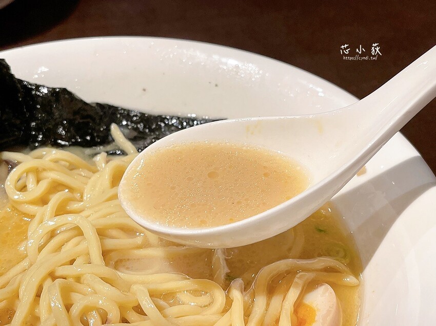 橫杉拉麵 勤美店,台中勤美誠品綠園道超人氣平價拉麵170元起,內用可免費加麵一次,飲品無限暢飲 - Cyndi loves享食天堂