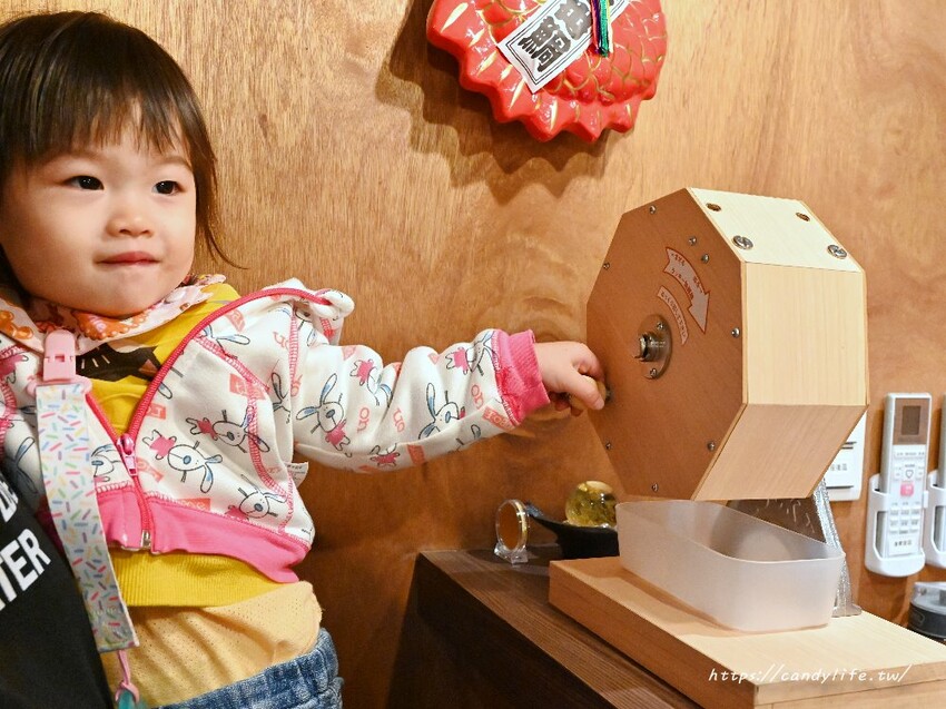 橫杉拉麵｜橫濱拉麵二代店，來自埔里人氣拉麵店，獨家豆腐麵，每碗可免費加麵一次，吃完碗底還有驚喜！