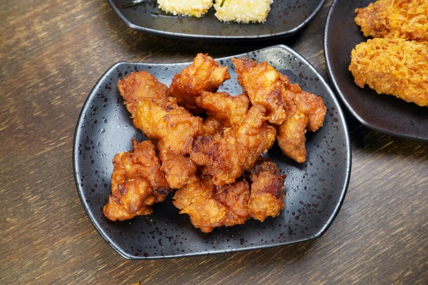 南投知名拉麵進軍台中，必吃埔里茭白筍拉麵，還有超狂爆量香菜拉麵等你來挑戰！