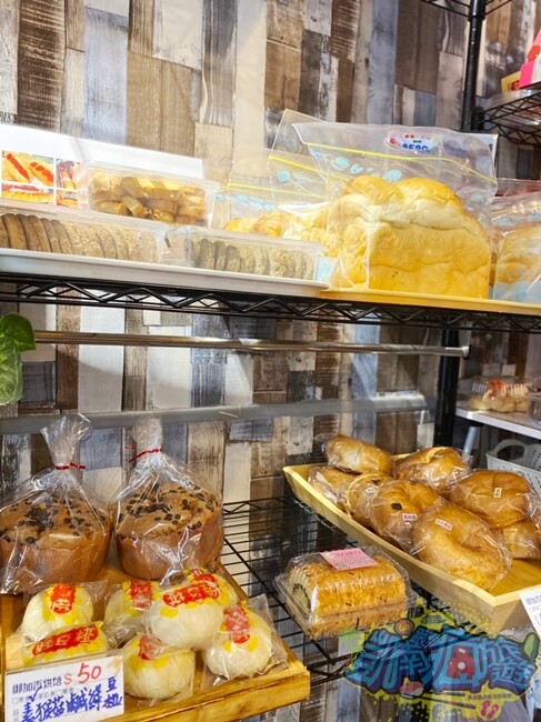 屏東美食推薦【御加香烘焙】隱身屏東巷弄內低調麵包店 擁30多年經驗師傅精心研發 中西式糕點/麵包/點心/飲品應有盡有 人氣招牌現烤脆皮菠蘿泡芙很出名！ - 跟著凱南瘋旅遊