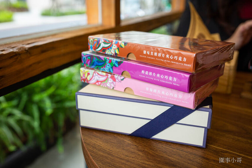 巧克力品牌推薦！我最喜愛的妮娜巧克力總算到貨啦～新品登場的紅烏龍茶榛果巧克力一定要試試！星座巧克力也是美到讓人捨不得吃呢。（邀約 @圍事小哥的幸福相框