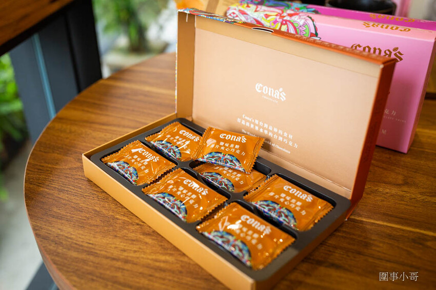 巧克力品牌推薦！我最喜愛的妮娜巧克力總算到貨啦～新品登場的紅烏龍茶榛果巧克力一定要試試！星座巧克力也是美到讓人捨不得吃呢。（邀約 @圍事小哥的幸福相框