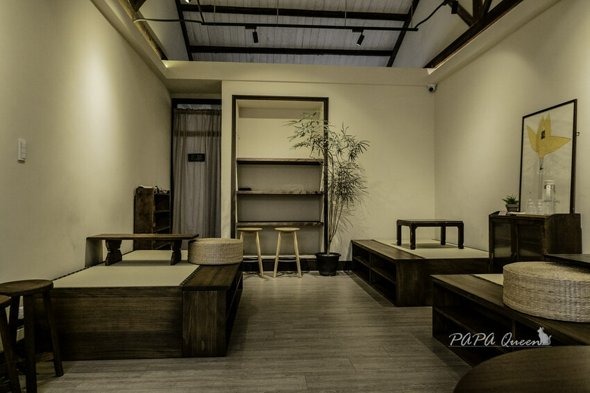 台中西區 | LENKA III 蘭卡三店 老屋 X榻榻米的甜點店!!