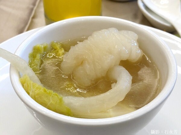 【台中美食】阿秋大肥鵝海鮮樓頂級現撈海鮮,料理職人手做創意美味。