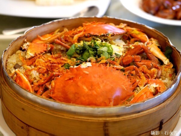 【台中美食】阿秋大肥鵝海鮮樓頂級現撈海鮮,料理職人手做創意美味。