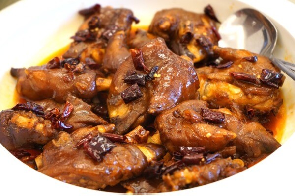 【台中美食】阿秋大肥鵝海鮮樓頂級現撈海鮮,料理職人手做創意美味。