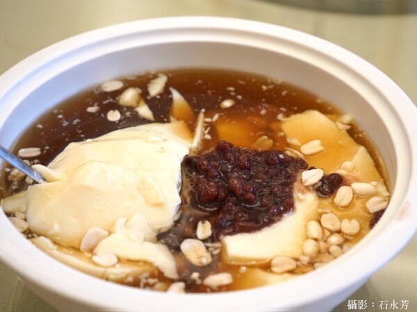 【台中美食】阿秋大肥鵝海鮮樓頂級現撈海鮮,料理職人手做創意美味。