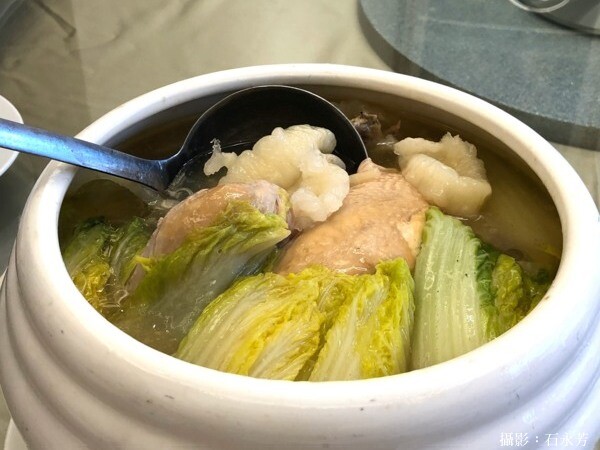 【台中美食】阿秋大肥鵝海鮮樓頂級現撈海鮮,料理職人手做創意美味。