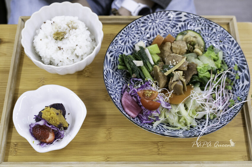 台中西區|素食 yamakuravegan 山倉蔬食 簡單的味道很純粹,科博館周邊蔬食