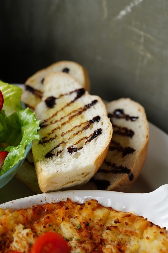 台南早午餐必訪!葵瑪咖啡,精緻早午餐推薦│老宅懷舊好有氣氛│