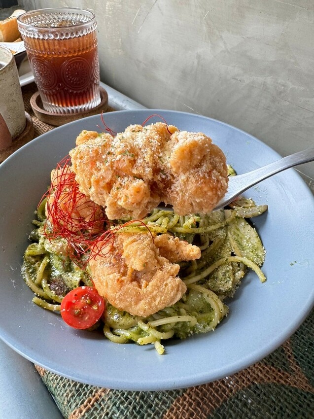 台南早午餐必訪!葵瑪咖啡,精緻早午餐推薦│老宅懷舊好有氣氛│