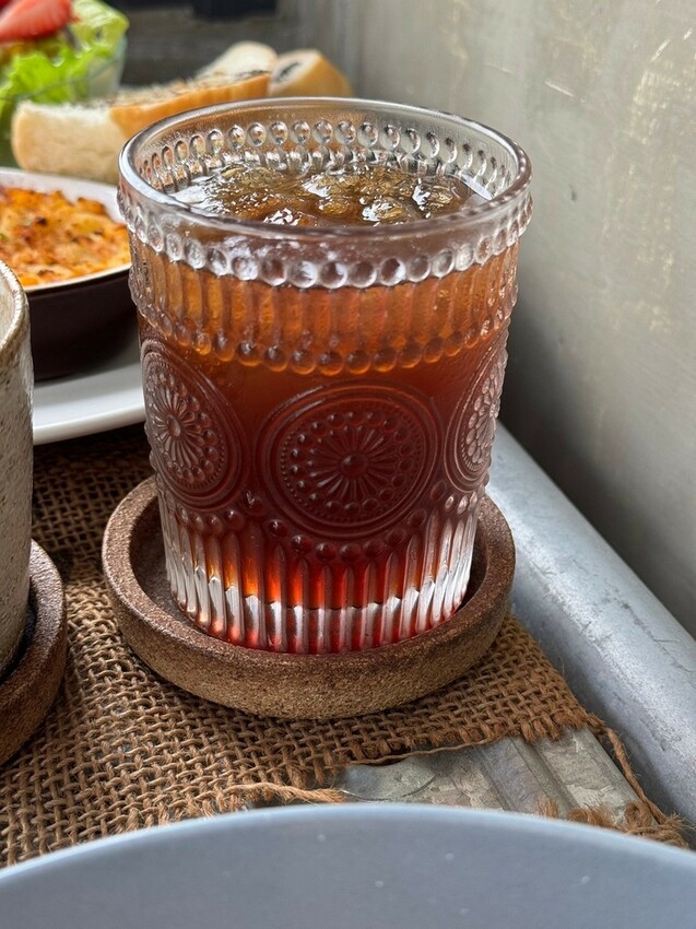 台南早午餐必訪!葵瑪咖啡,精緻早午餐推薦│老宅懷舊好有氣氛│