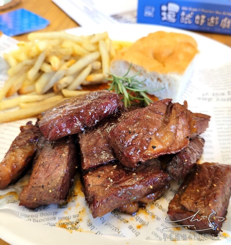 【桃園桌遊】奎爾斯複合式餐飲x彩虹桌遊 ➤ 吃美食玩桌遊,週末悠閒好地點!桃園休假娛樂好選擇,近大檜溪公