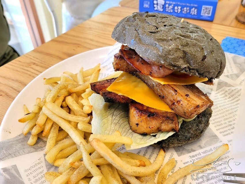 【桃園桌遊】奎爾斯複合式餐飲x彩虹桌遊 ➤ 吃美食玩桌遊,週末悠閒好地點!桃園休假娛樂好選擇,近大檜溪公